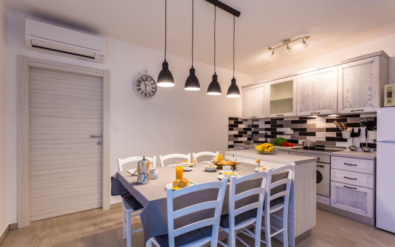 Villa Mulberry Milohnici Ngoại thất bức ảnh